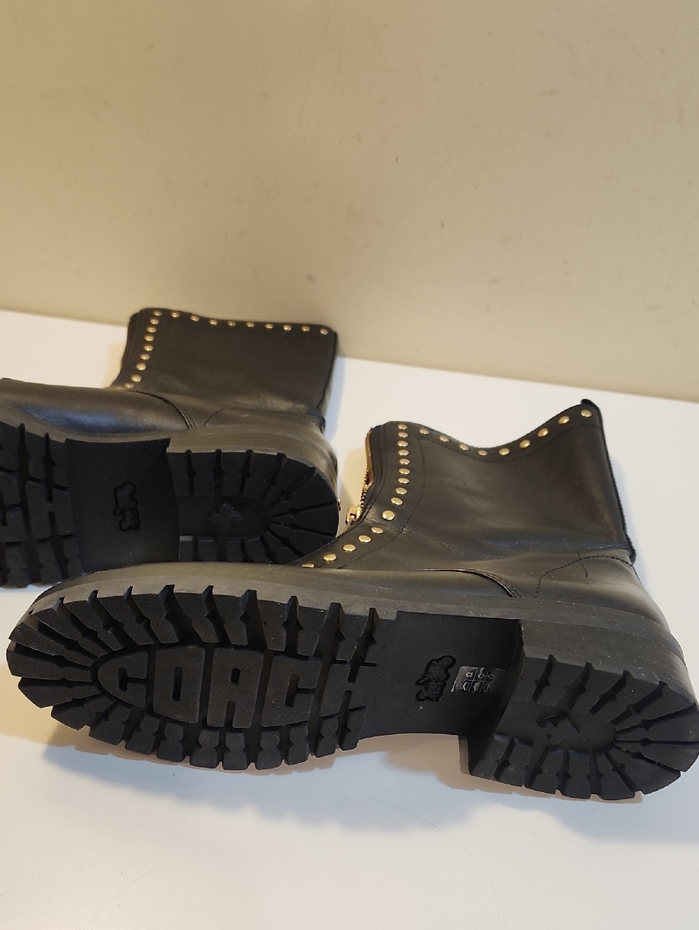 COACH Lara Black Leather Stud Zip Front Booties Sz 9B - Picture 7 of 12